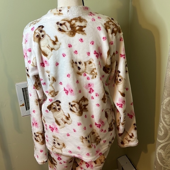Puppies & paws furry lounge/ pajama Set - Picture 5 of 16